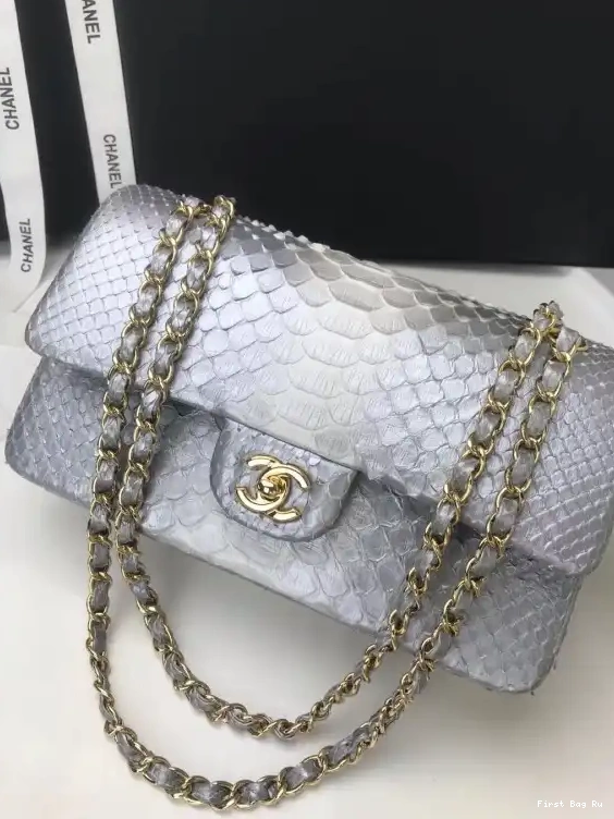 First Bag Ru FLAP BAG CHANEL 0704